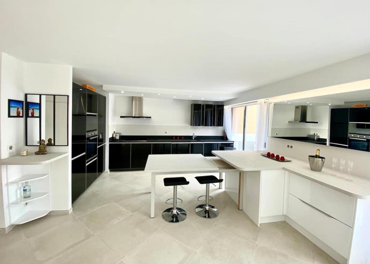 Appartement Luxe - 3 Pieces Avec Vue Mer, Piscine Et Tennis Nice Exteriör bild